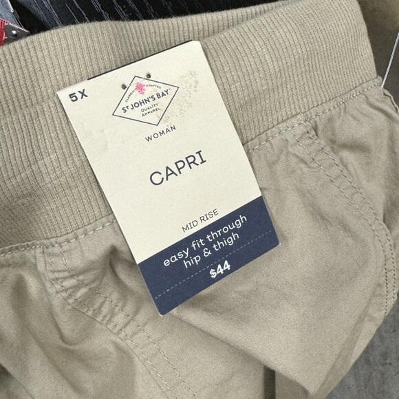 929. 5X - ST. JOHN'S BAY - Pull On Khaki Cargo Capri Pants Cotton NEW - Picture 4 of 9